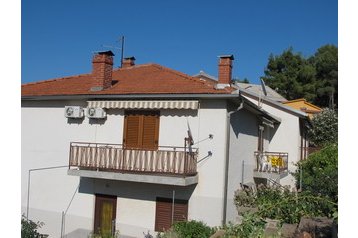 Privatan smeštaj Jelsa 4